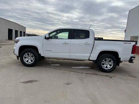 Used 2016 Chevrolet Colorado LT w/ LT Convenience Package image 8