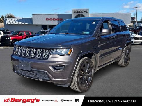 Used 2020 Jeep Grand Cherokee Altitude image 1