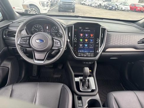 Used 2025 Subaru Forester Limited AWD/4WD image 17