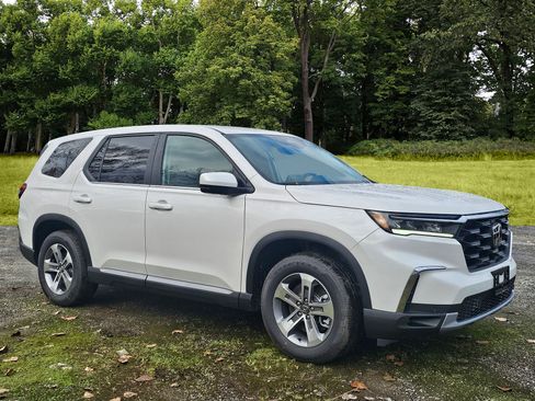 New 2025 Honda Pilot EX-L image 1