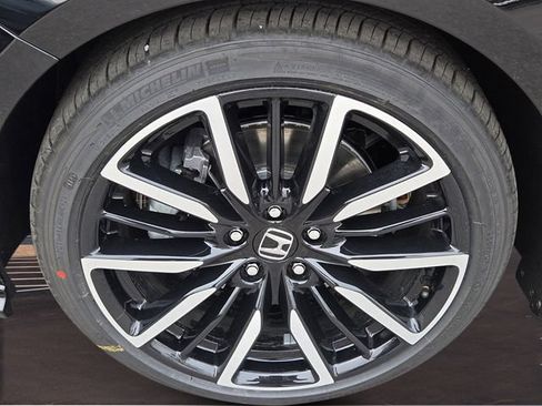 New 2026 Honda Accord Touring image 9