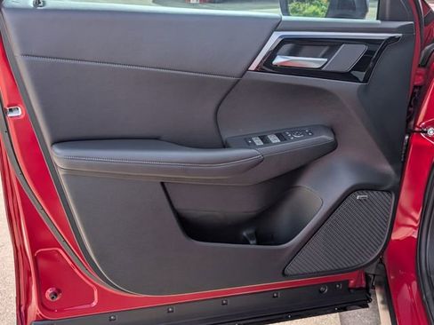 New 2026 Mitsubishi Outlander AWD image 10
