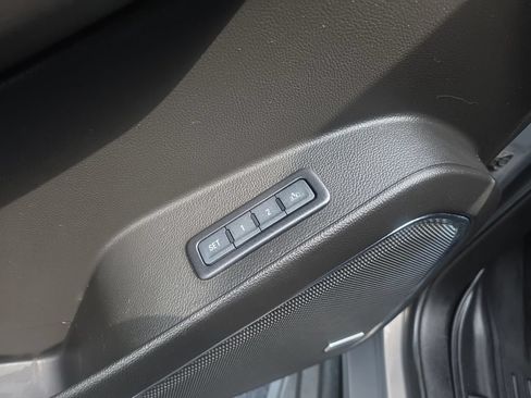 Used 2017 Chevrolet Tahoe LT AWD/4WD image 13