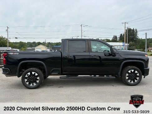 Used 2020 Chevrolet Silverado 2500 Custom w/ Custom Value Package AWD/4WD image 6