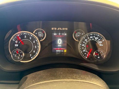 Used 2024 RAM 2500 Big Horn w/ Bed Utility Group AWD/4WD image 22