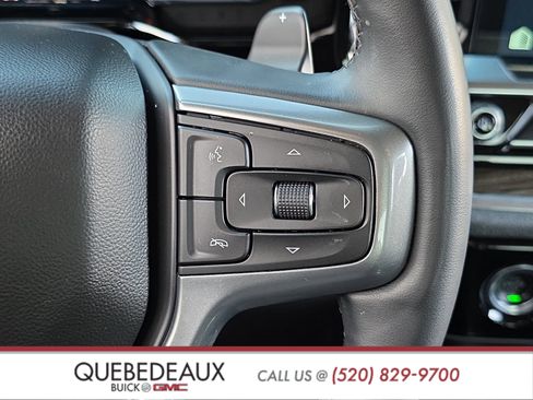 Used 2024 Chevrolet Silverado 1500 LT Trail Boss w/ Dark Appearance Package AWD/4WD image 15