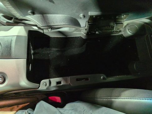 Used 2006 Chevrolet Corvette Base w/ Preferred Equipment Group image 22