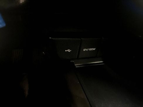 Used 2024 Toyota Camry SE image 26