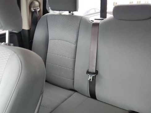 Used 2019 RAM 1500 Classic SLT AWD/4WD image 16