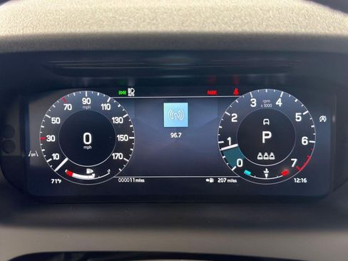 Used 2026 Land Rover Discovery Sport Landmark AWD/4WD image 20