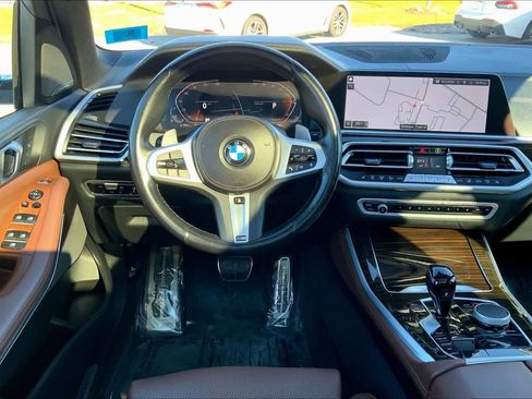 Used 2023 BMW X5 xDrive40i w/ M Sport Package image 5