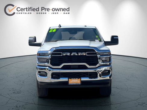 Used 2026 RAM 2500 Big Horn AWD/4WD image 9