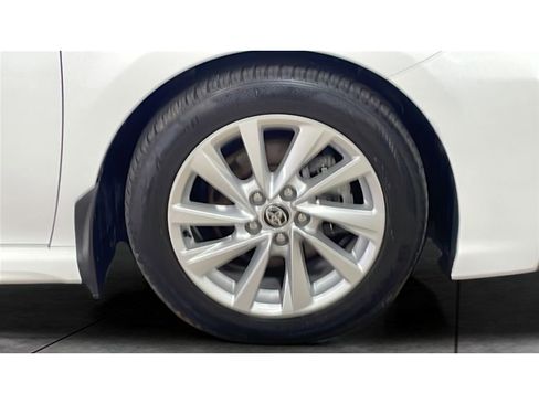 Used 2024 Toyota Camry SE FWD image 20