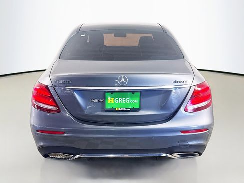 Used 2018 Mercedes-Benz E 300 4MATIC w/ Premium 2 Package (Q02) image 8