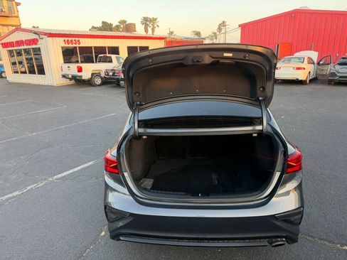 Used 2019 Kia Forte S FWD image 6