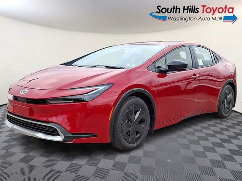 New 2026 Toyota Prius Plug-In Hybrid FWD image 3