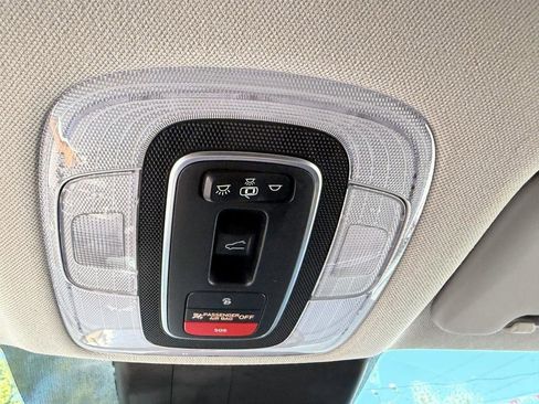 Used 2022 Hyundai Elantra SEL w/ Convenience + Premium Package FWD image 27