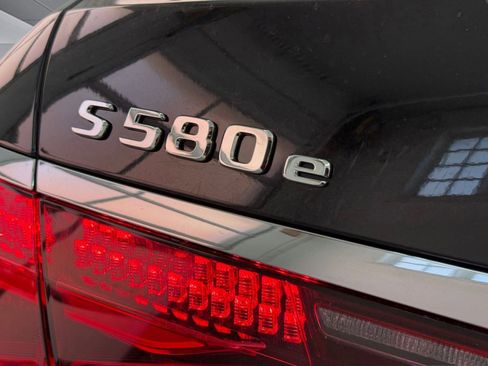 New 2026 Mercedes-Benz S 580e S 580e image 21