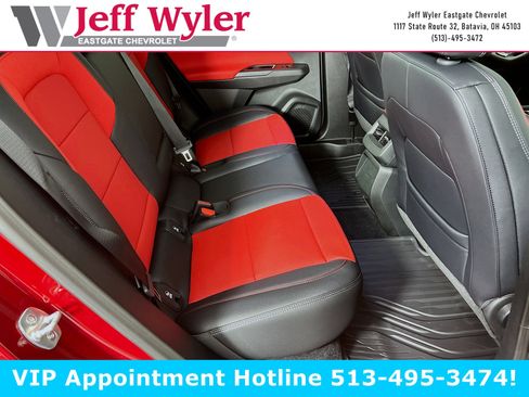 New 2025 Chevrolet Equinox EV RS w/ LPO, All-Weather Mat Package image 23