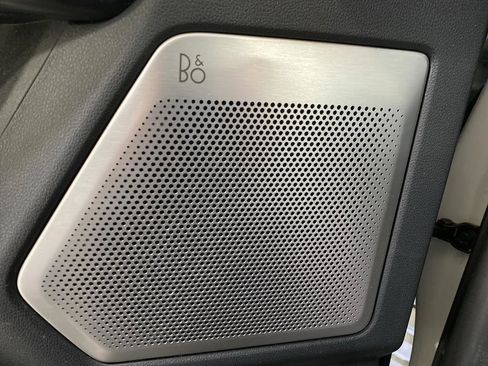 Certified 2022 Ford F150 Platinum w/ Equipment Group 701A High image 8