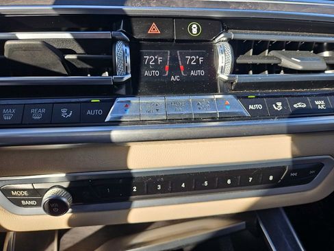 Used 2020 BMW X5 xDrive40i w/ Premium Package image 18