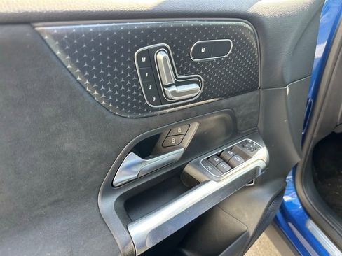 Used 2024 Mercedes-Benz GLB 250 image 14