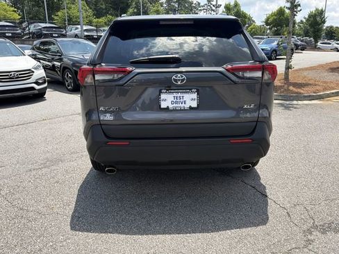 Used 2025 Toyota RAV4 XLE FWD image 6