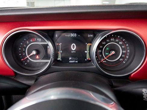 Used 2019 Jeep Wrangler Rubicon image 16