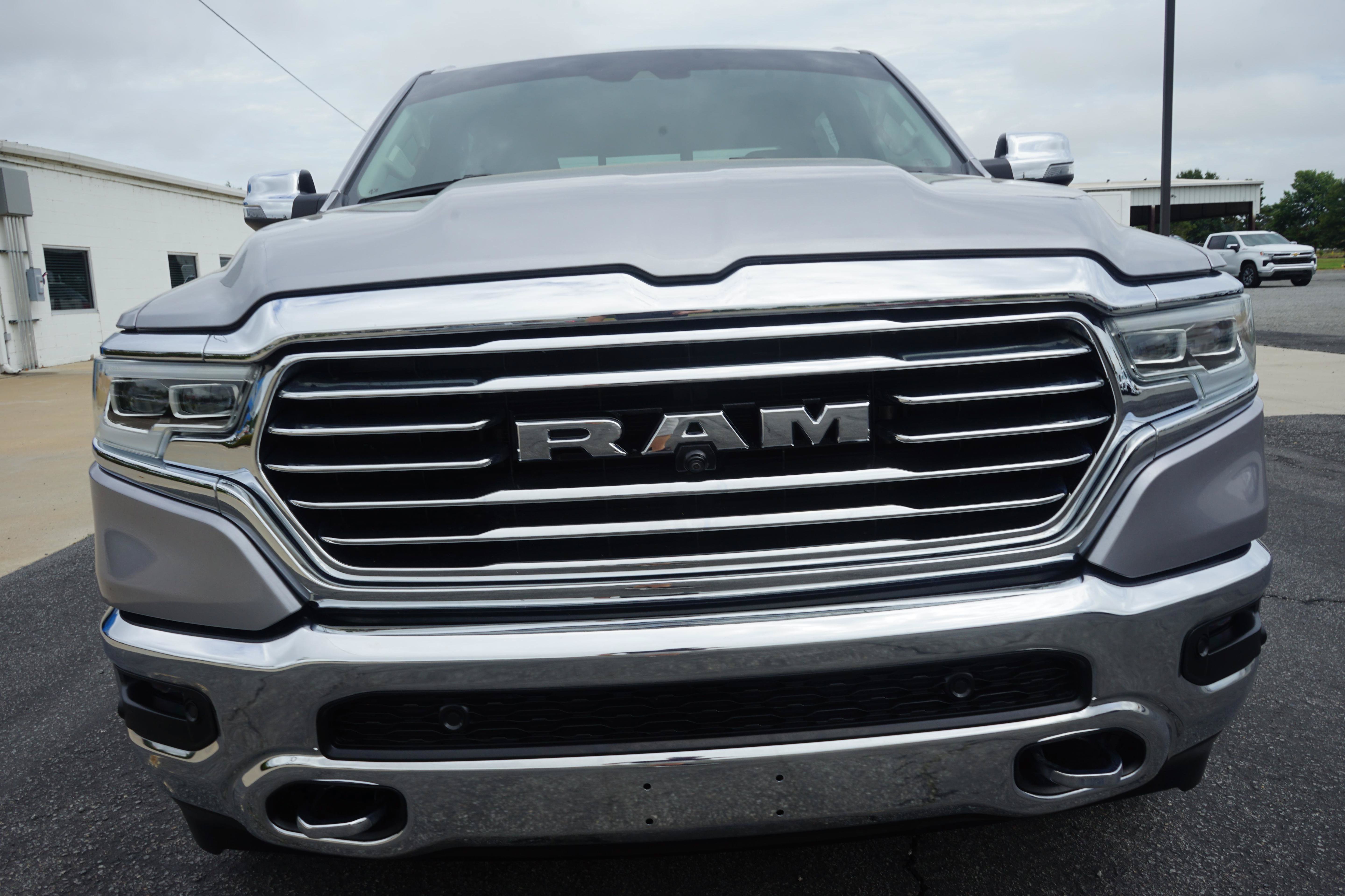 Used 2024 RAM 1500 Limited AWD/4WD image 8
