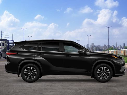 New 2026 Toyota Highlander XLE AWD/4WD image 12