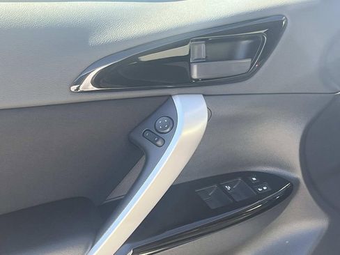 New 2026 Mitsubishi Eclipse Cross LE image 12