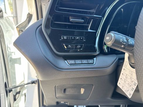 New 2026 Lexus TX 500h AWD image 31