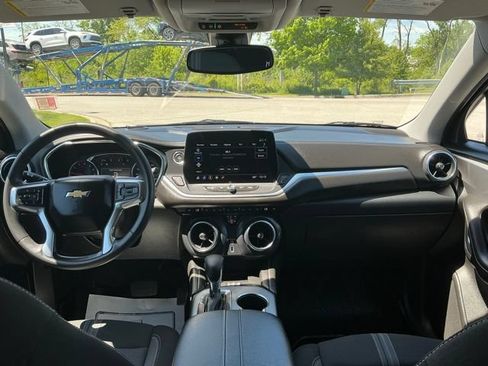 Used 2024 Chevrolet Blazer LT w/ Convenience Package FWD image 19