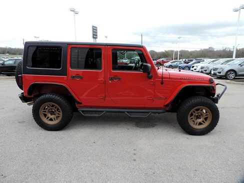 Used 2016 Jeep Wrangler Unlimited Rubicon image 4