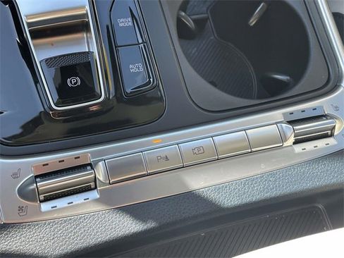 Certified 2026 Kia Carnival SX image 39