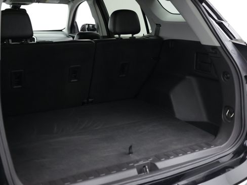 Used 2021 GMC Terrain SLT AWD/4WD image 32