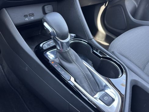 Used 2025 Buick Encore GX Preferred image 25