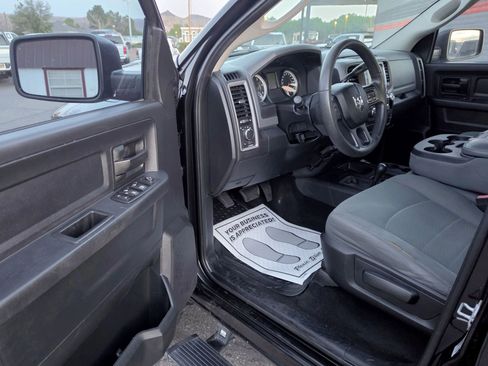 Used 2015 RAM 2500 Tradesman w/ Chrome Appearance Group AWD/4WD image 13