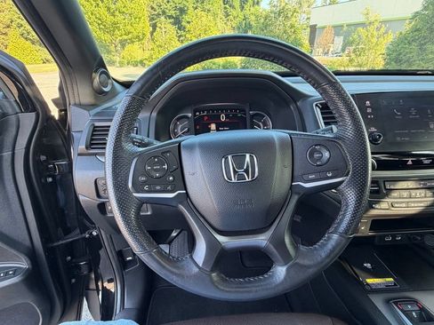 Used 2024 Honda Passport EX-L image 15