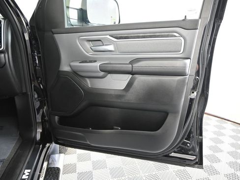 Used 2022 RAM 1500 Big Horn AWD/4WD image 13
