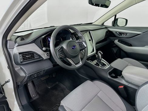 Used 2025 Subaru Outback Premium w/ Popular Package #1A image 14