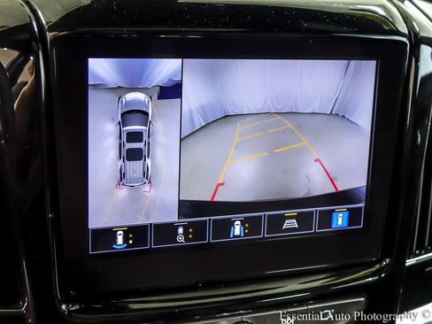 Used 2023 Chevrolet Traverse RS w/ LPO, Floor Liner Package AWD/4WD image 17