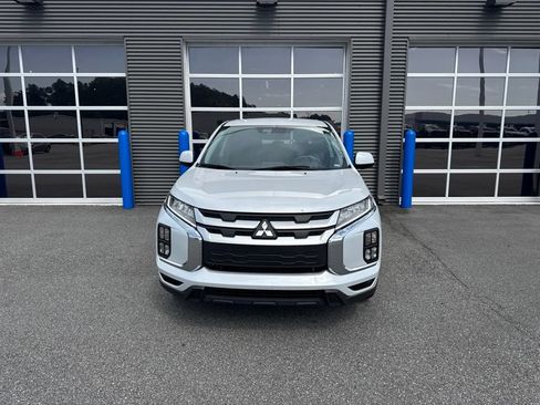 Used 2024 Mitsubishi Outlander Sport SE AWD/4WD image 5