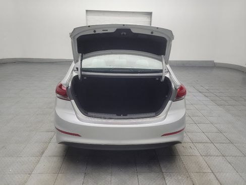 Used 2018 Hyundai Elantra SE FWD image 29