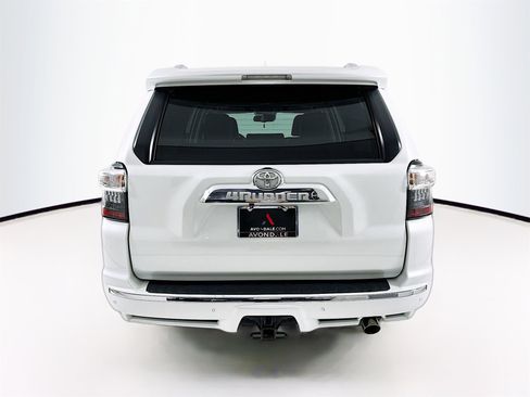 Used 2024 Toyota 4Runner Limited image 7