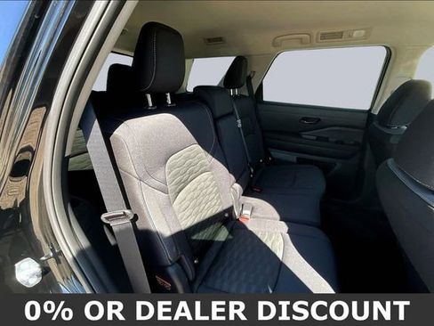 New 2025 Nissan Pathfinder SV w/ Black Appearance Package image 10