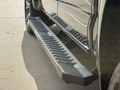 Used 2018 Chevrolet Colorado Z71 AWD/4WD image 10
