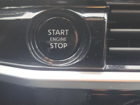 Certified 2025 Nissan Pathfinder SV w/ Black Appearance Package image 19