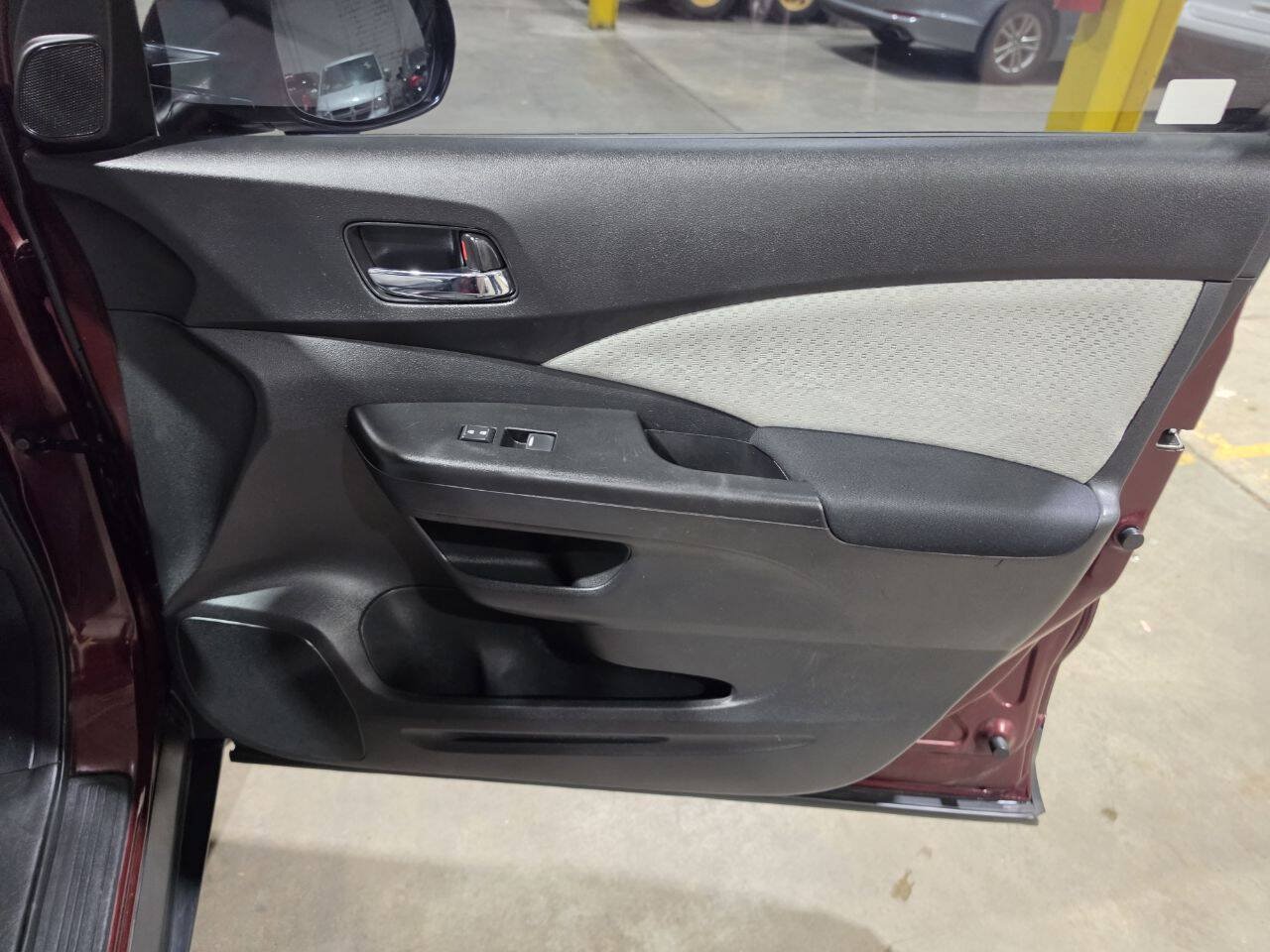 Used 2015 Honda CR-V EX image 31