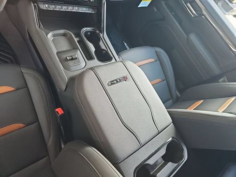 New 2026 GMC Sierra 3500 AT4 w/ AT4 Premium Plus Package AWD/4WD image 23